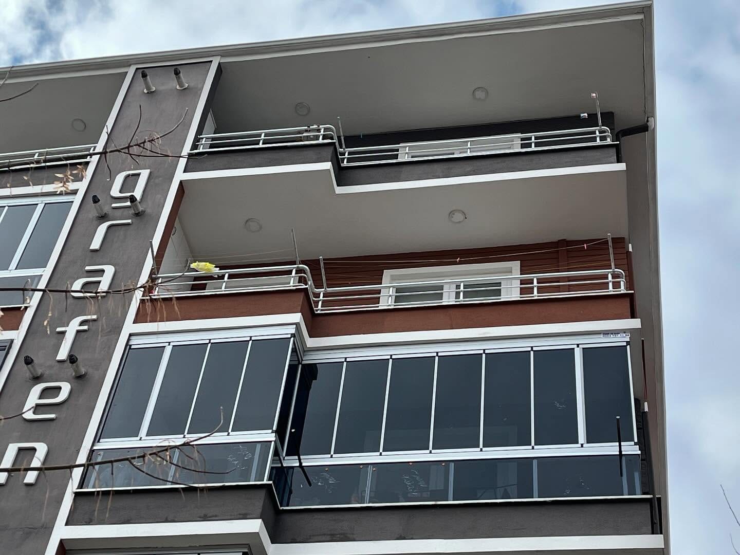 Özdemir Cam Balkon Sistemleri